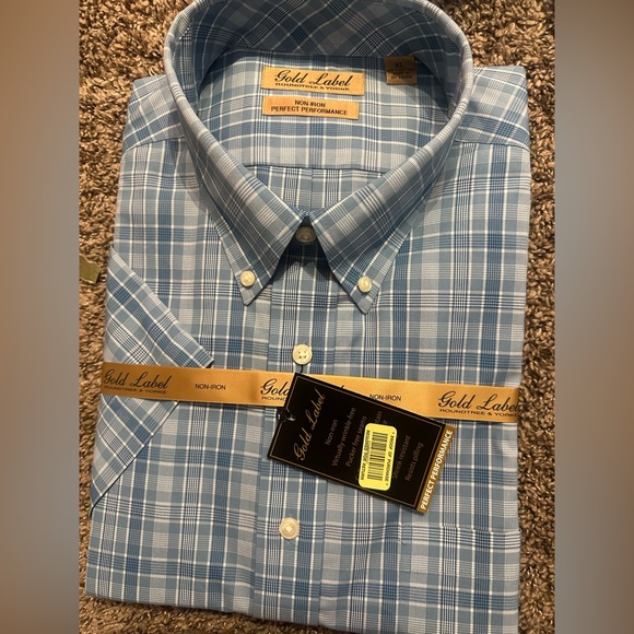 Roundtree & Yorke Blue and White Checkered Dress Shirts Set of 3 - Picture 4 of 5